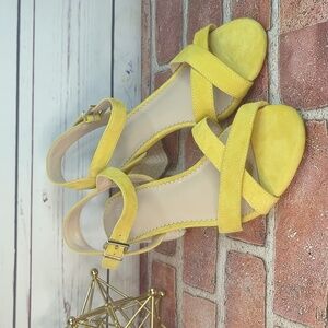 Crown and Ivy Women's‎ Ella Yellow Suede Leather Block Woven Heel Sandals 9